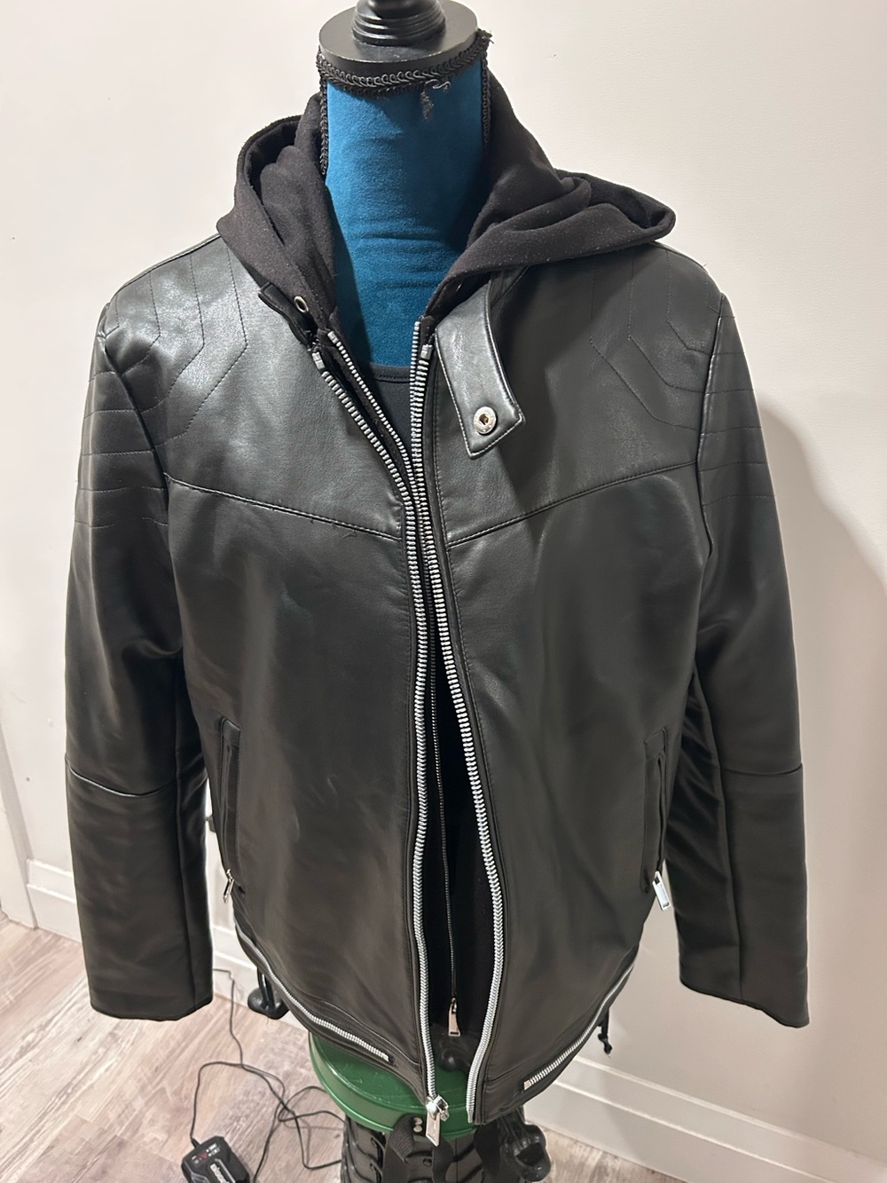 Karl Lagerfeld Faux Leather Men's Black Hooded Jacket Size Medium.
